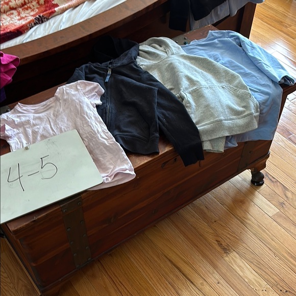 Large lot of primary shirts and dresses 2T to 6-7years - Picture 3 of 6